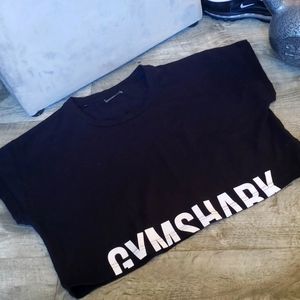 GYMSHARK CROP TOP MED